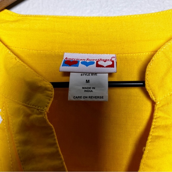American Sweetheart Women Top Medium Yellow Eyelet Henley Prairie Cottagecore - Picture 2 of 8